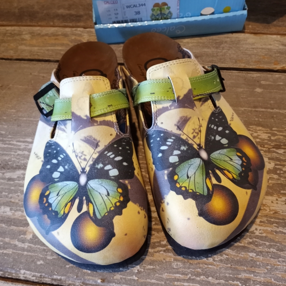 CalceoVegan Clogs Size 7.5